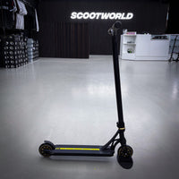 Striker Panda Custom Build - Svart/Gold-ScootWorld.se