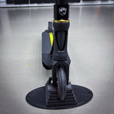Striker Panda Custom Build - Svart/Gold-ScootWorld.se
