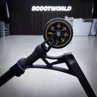 Striker Panda Custom Build - Svart/Blå-ScootWorld.se