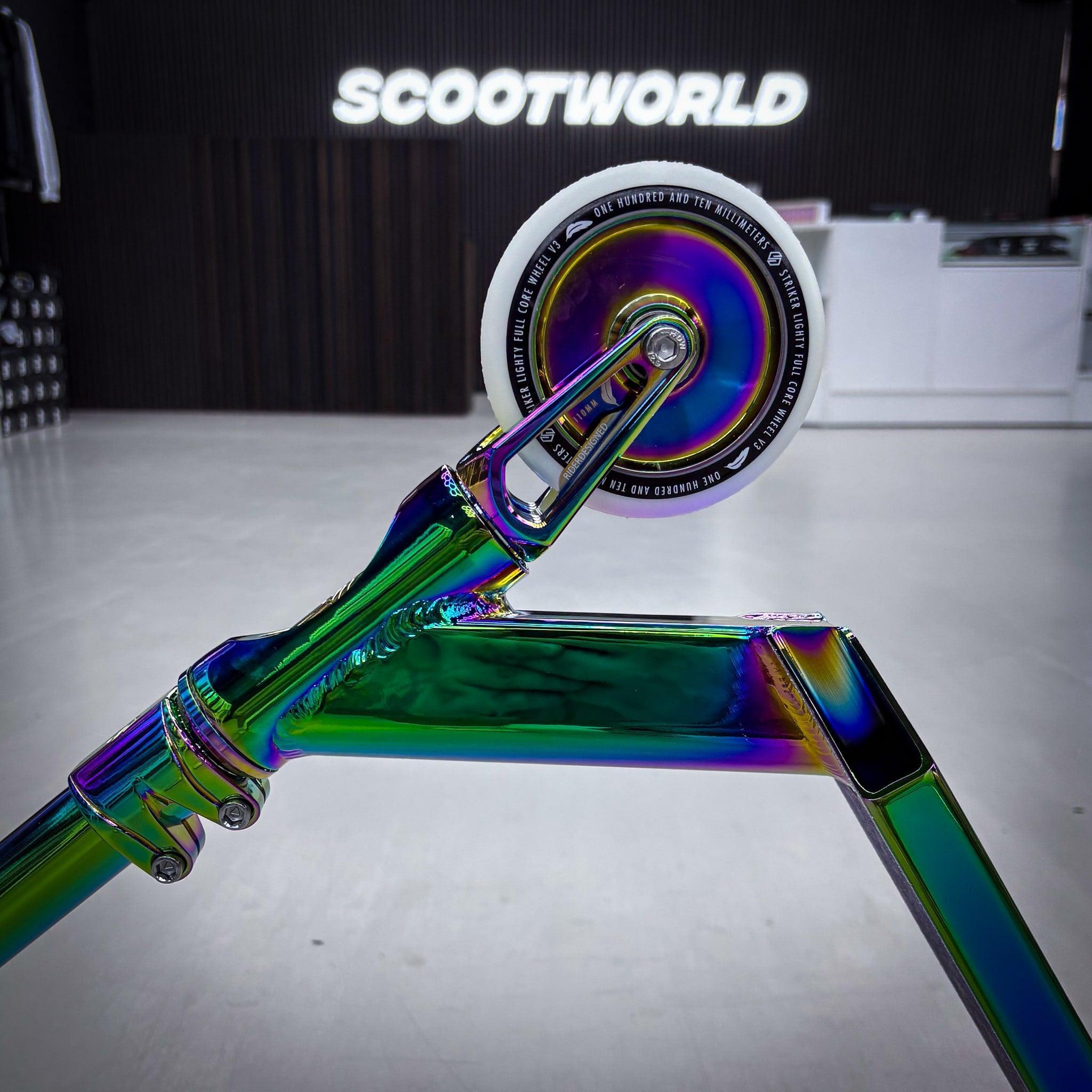 Striker Rainbow Custom Build - Rainbow-ScootWorld.se