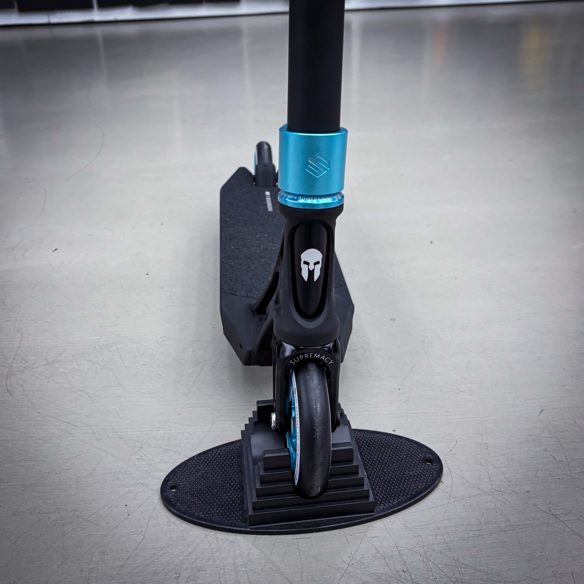 Striker Ethic 500mm Black Teal Custom Build - Svart/Turkos-ScootWorld.se