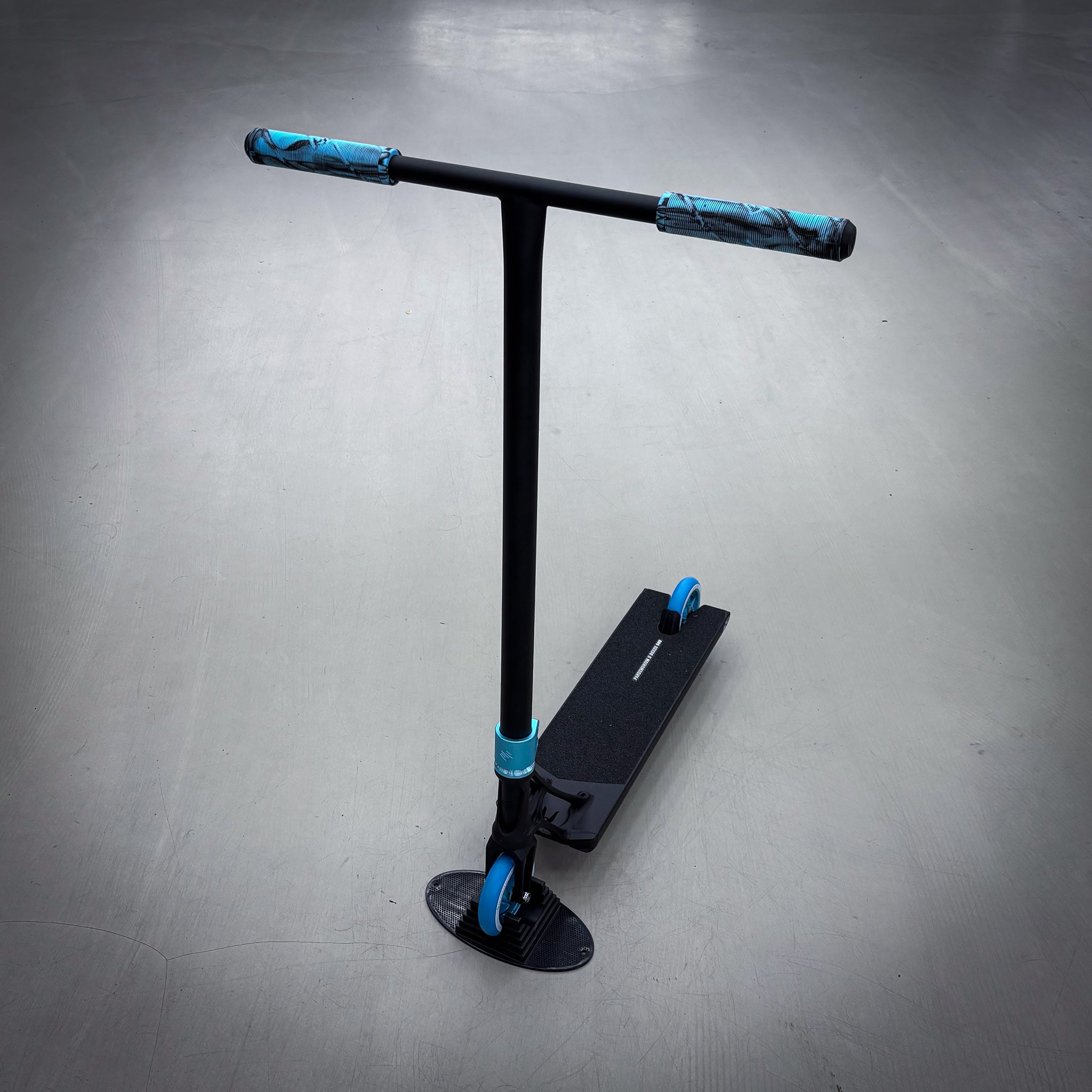 Striker Ethic 500mm BOXED Black Teal Custom Build - Black/Teal