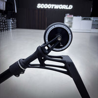 Striker Ethic Black Custom Build - Svart-ScootWorld.se