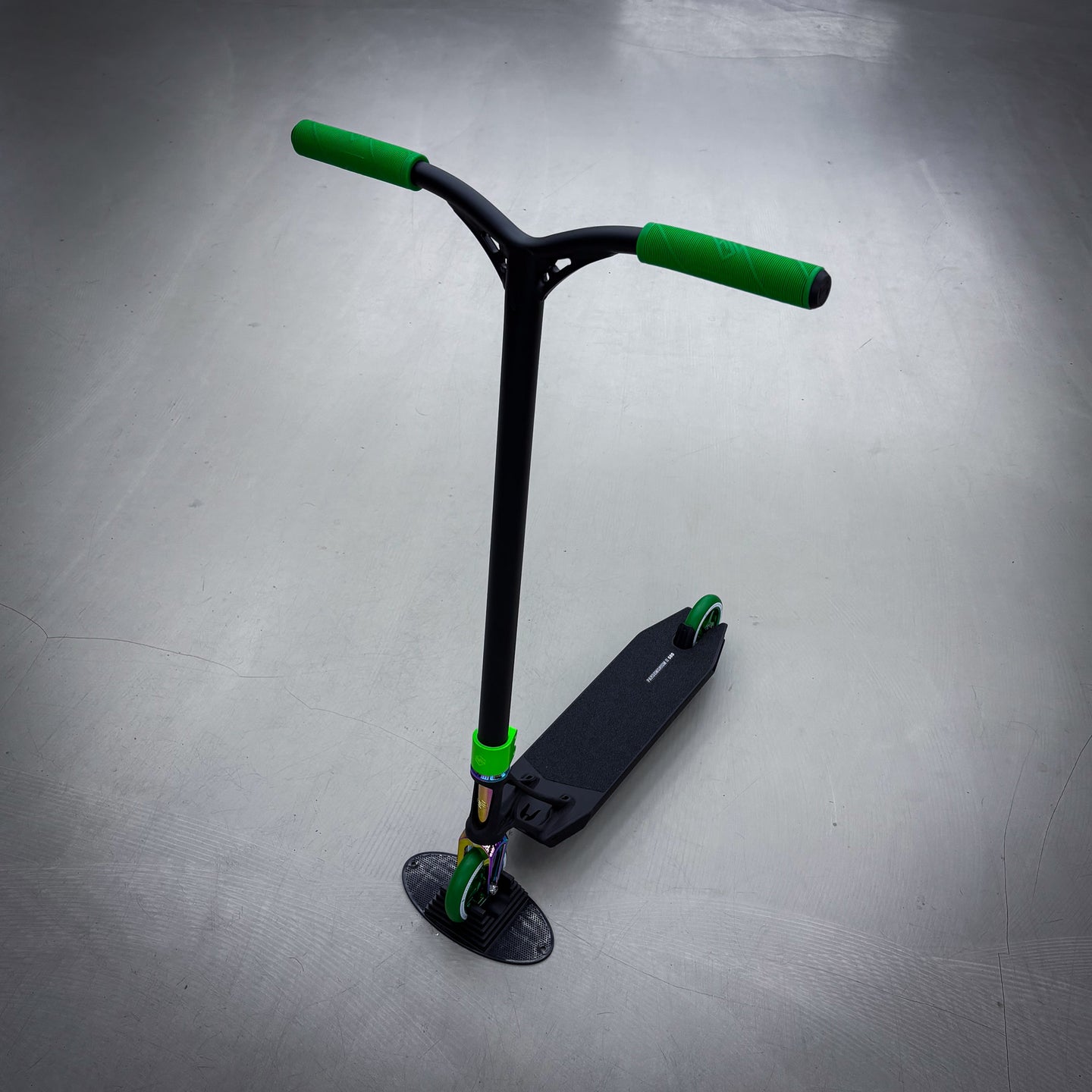 Striker Ethic Black/Green 500 Custom Build - Svart/Grön