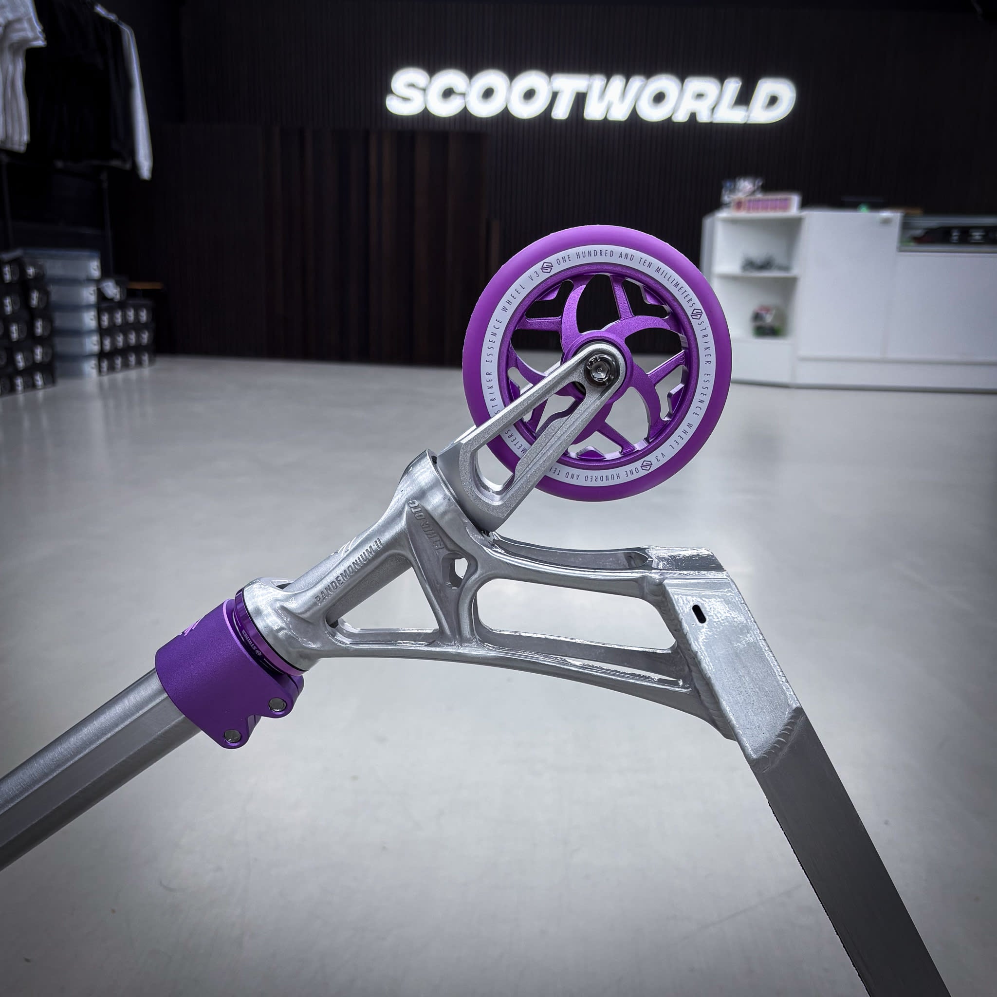 Striker Ethic Silver/Purple 500 Custom Build - Svart/Lila