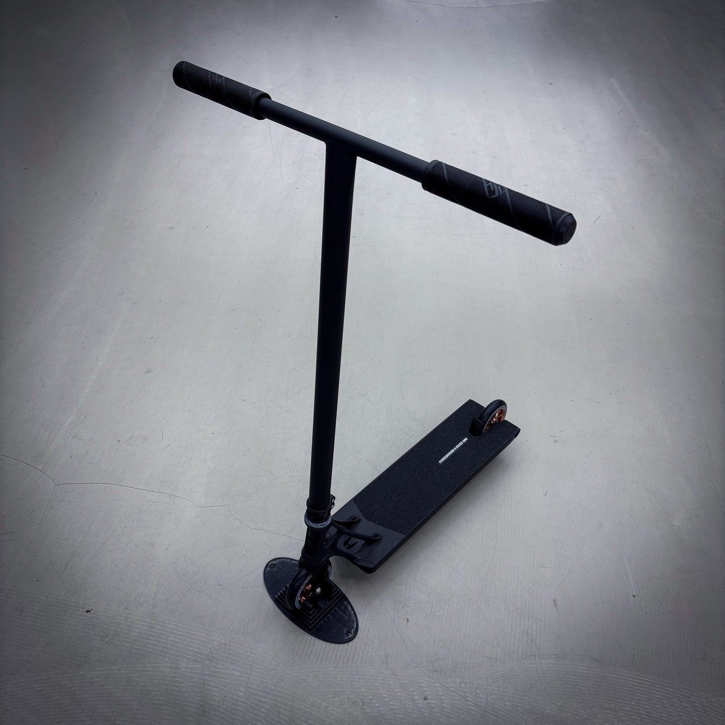 Ethic Black Boxed Custom Build - Svart