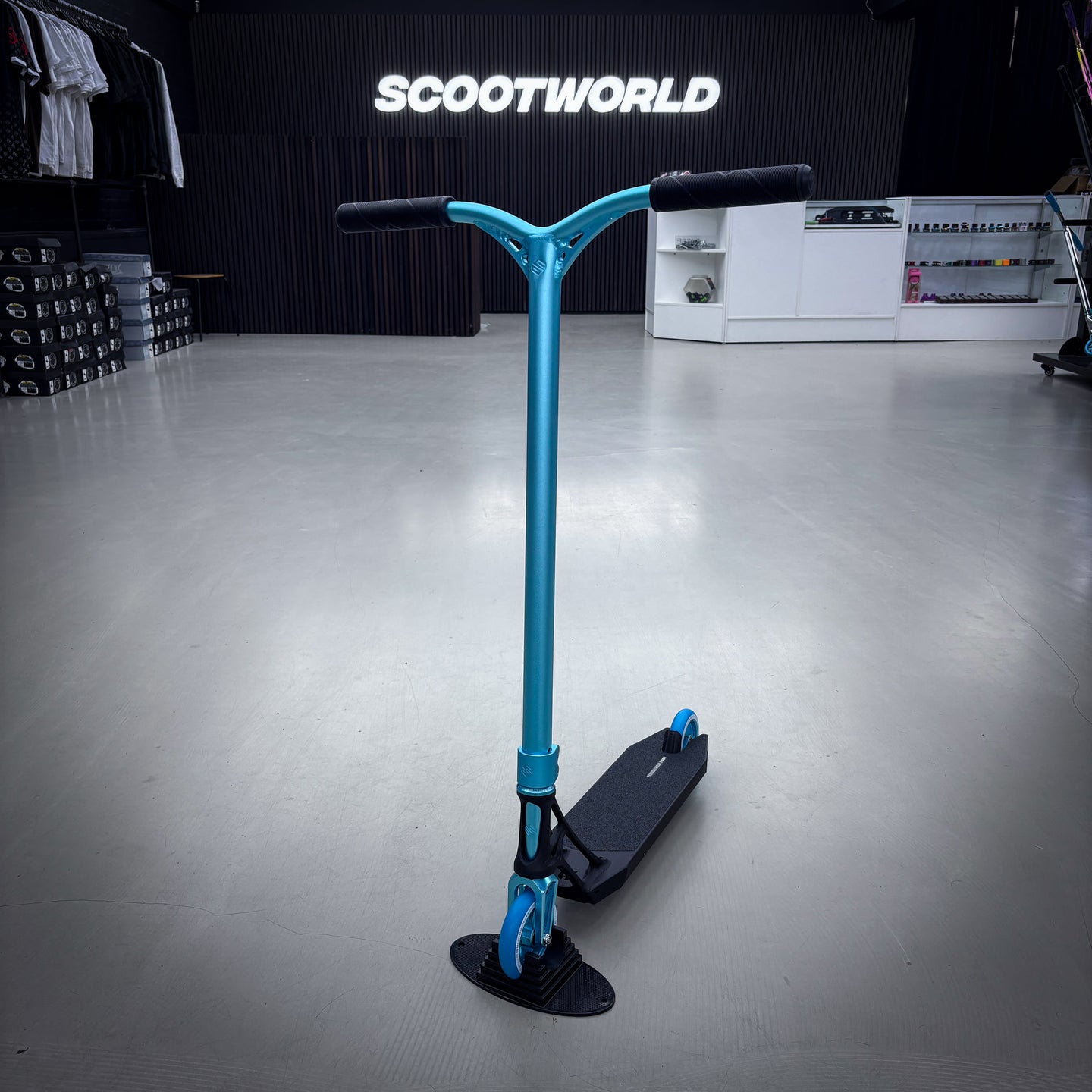 Striker Ethic Teal/Black Custom Build - Turkos/Svart
