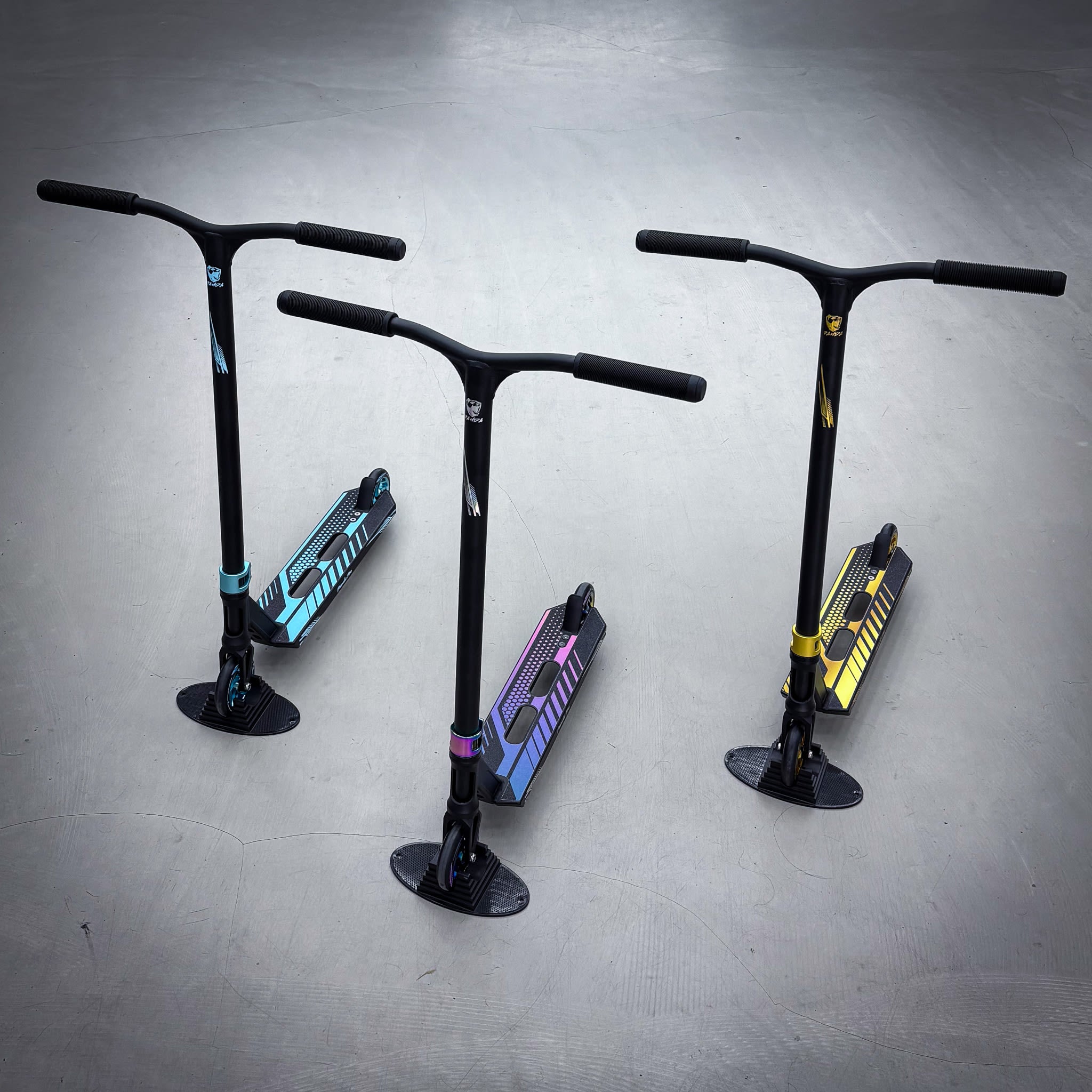 Panda Pro Trick Sparkcykel - Svart/Turkos-ScootWorld.se