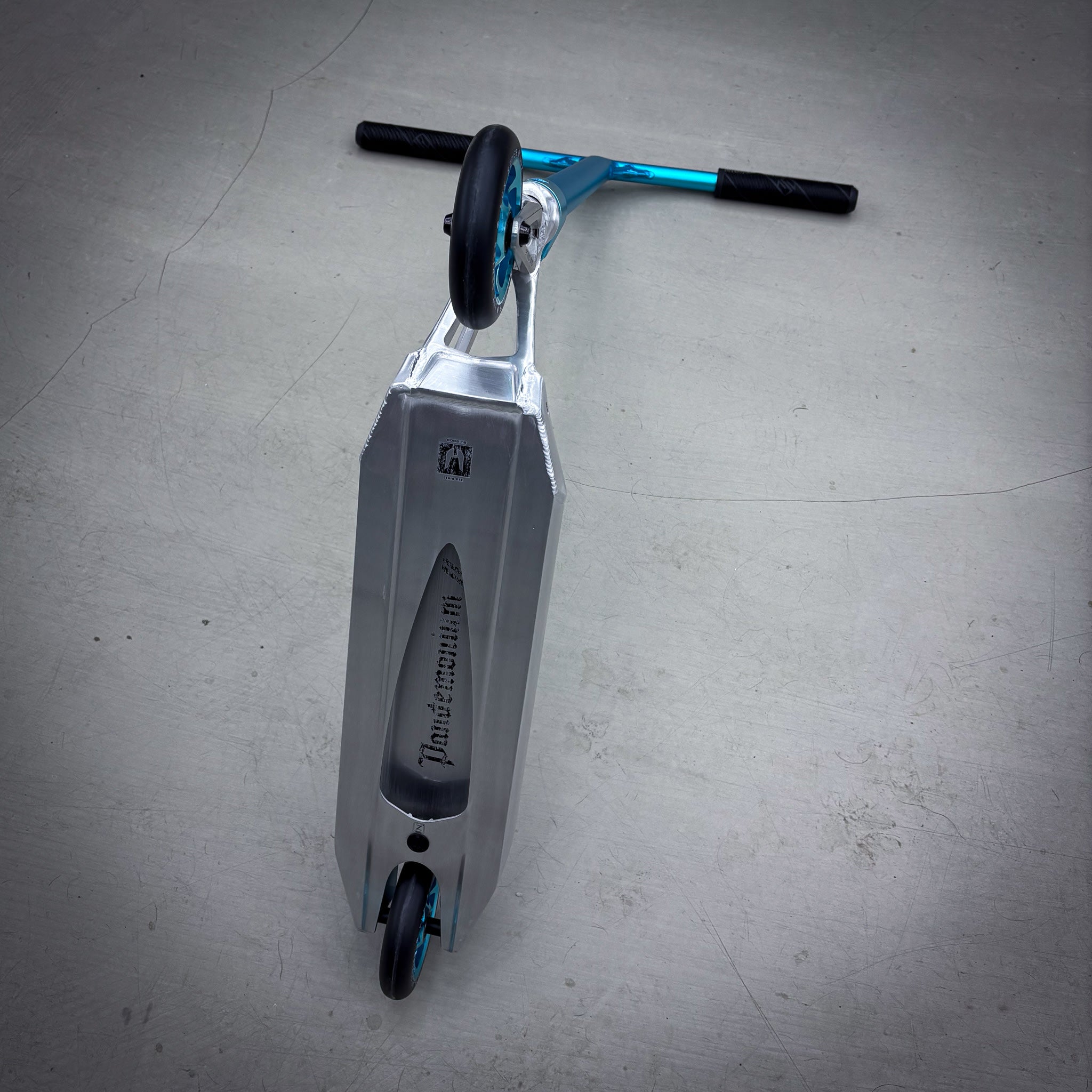 Striker Ethic Pande Raw/Teal Custom Sparkcykel - Raw/Turkos-ScootWorld.se