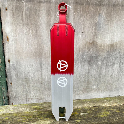 Limited Apex ID Red/Silver Trick Sparkcykel Deck - Red/Silver-Apex-ScootWorld.se