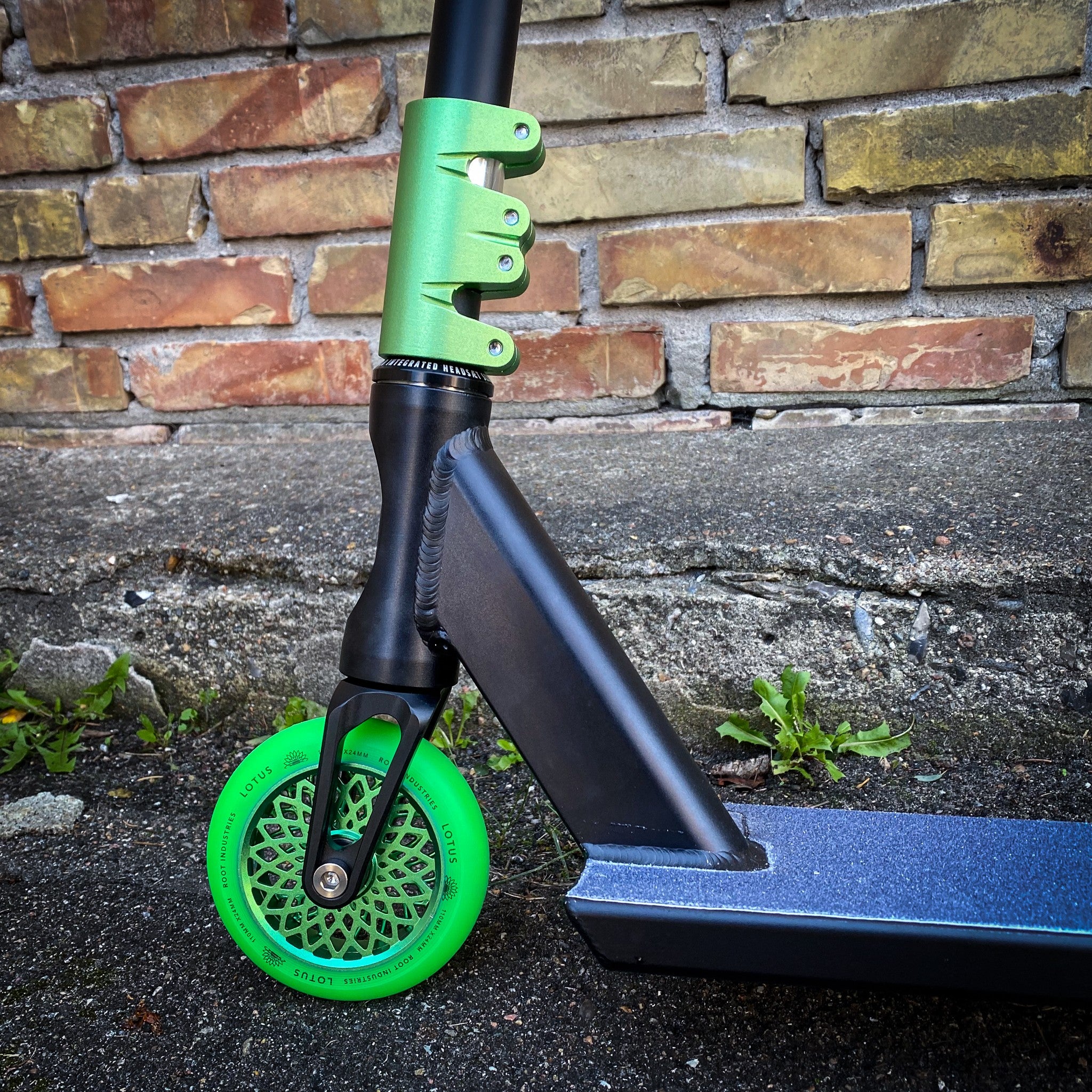 ScootWorld Black/Green Street Custom Build - Black/Green