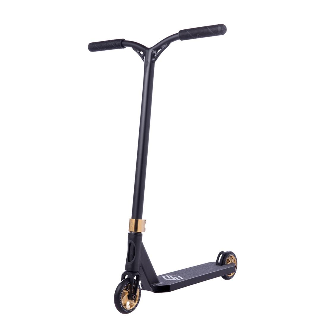 Striker Lux Trick Sparkcykel - Black/Gold Chrome